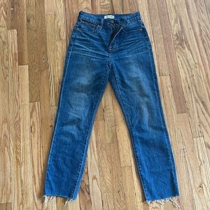 Madewell the perfect vintage straight jean size 25